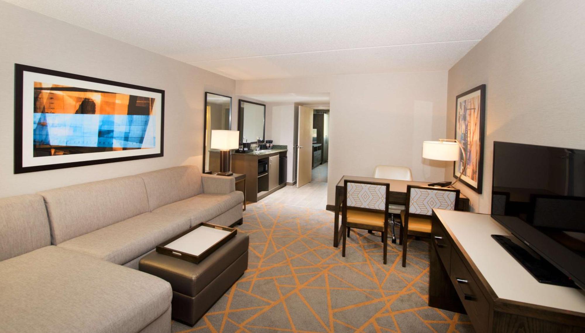 Embassy Suites By Hilton Cincinnati Northeast - Blue Ash Zewnętrze zdjęcie